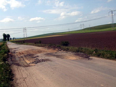 mai exista drumuri judetene de pamant safari pe dj 223 b galerie foto 61246 285125 mai exista drumuri judetene de pamant safari pe dj 223 b galerie foto 61246 285125