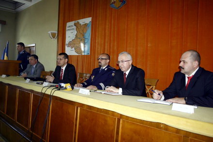 politie_adrian_rapotan_toba_petre_popa_george_cabulea_nicolae_dorin_colidiuc_online.jpg