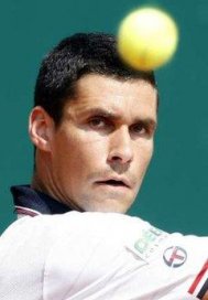 Tenis (m) Hanescu, in turul 2 la Madrid