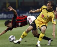 Fotbal (CM 2010) Kapetanos, aproape de Mondial