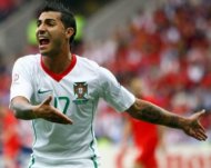 Fotbal (CM 2010) Queiroz, alegere grea