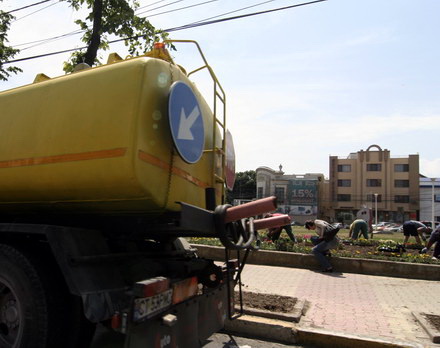 cum contrazic angajatii de la pomacost vorbele lui mazare galerie foto 32006 288396 cum contrazic angajatii de la pomacost vorbele lui mazare galerie foto 32006 288396