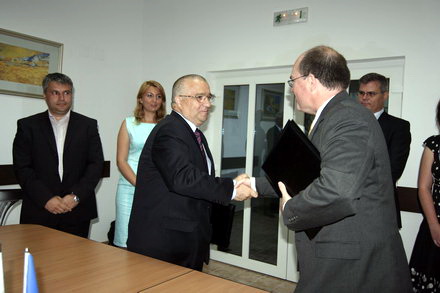 raja si guvernul sua proiect pilot pentru apa la cobadin galerie foto 68410 289445 raja si guvernul sua proiect pilot pentru apa la cobadin galerie foto 68410 289445