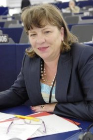 Norica Nicolai pledeaza pentru eliminarea totala a discriminarii fata de femeile apartinand minoritatilor etnice