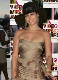 Diva hispanica, J.Lo, vine la MTV IDOL!