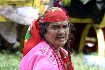 tiganii au vrut sa incinga gratare in curtea spitalului galerie foto 70141 291293 tiganii au vrut sa incinga gratare in curtea spitalului galerie foto 70141 291293