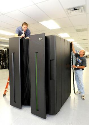 ibm_zenterprise_system.jpg