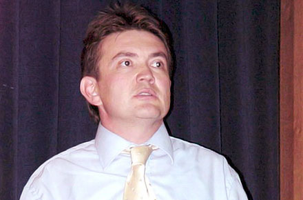 curt_mola.jpg