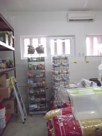 managerul arimex comexim 2000 le asigur angajatilor cele mai bune conditii aer conditionat ventilatie managerul arimex comexim 2000 le asigur angajatilor cele mai bune conditii aer conditionat ventilatie