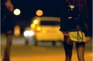 Acuzaţi de proxenetism, trimişi în judecată 