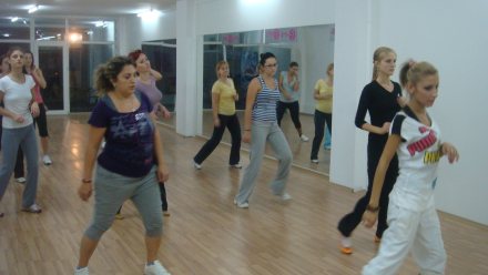 zumba un nou trend in aerobic galerie foto 60464 300082 zumba un nou trend in aerobic galerie foto 60464 300082