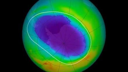 nasa_ozone_hole_2004_z_18104900_1.jpg