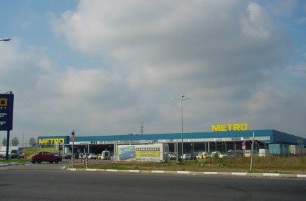 cafe_cafe_-_metro_01.jpg