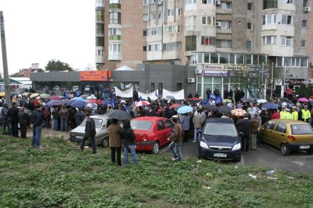functionarii publici in a cincea zi de protestcristian moldovanu in rolul regizorului galerie foto 15524 functionarii publici in a cincea zi de protestcristian moldovanu in rolul regizorului galerie foto 15524