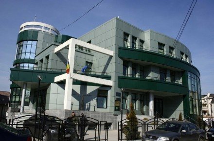 mazare_-_parchetul_de_pe_langa_curtea_de_apel_02.jpg