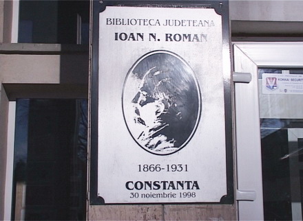 bibliotecarei_in_colaps_3.jpg