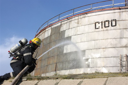 antrenament comun pe platforma rompetrol 98227 308415 antrenament comun pe platforma rompetrol 98227 308415