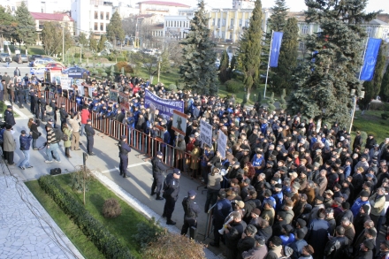 un fost angajat al primariei constanta s a luptat cu jandarmii palaz aveam informatii ca se vor produce un fost angajat al primariei constanta s a luptat cu jandarmii palaz aveam informatii ca se vor produce