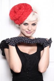 Miercuri, 19 ianuarie, la Pro Tv, de la 17.45,Jojo vorbeste la \