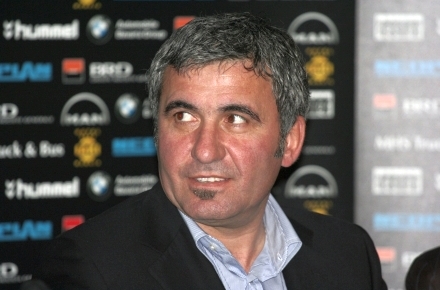 hagi.jpg