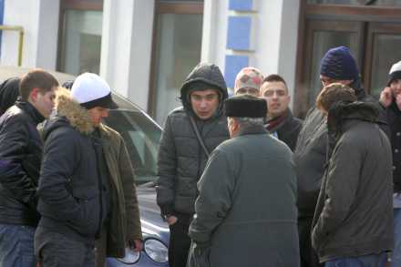 bogdan sampetru un student bun cu ganduri sinucigase galerie foto 54462 313348 bogdan sampetru un student bun cu ganduri sinucigase galerie foto 54462 313348