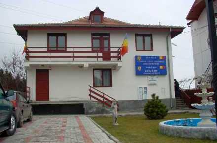 4_licitatie_Costinesti_Costinesti_sediu_primarie_01.jpg