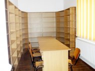 Sponsorizare pentru Şcoala Nicolae BălcescuLaboratoarele de biologie şi fizică-chimie au fost modernizate (galerie foto)