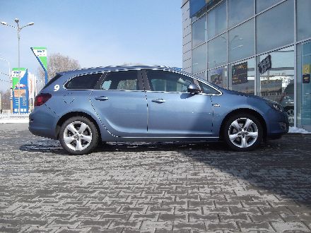 drive test cu noul opel astra sports tourer la radacini motors 19464 317368 drive test cu noul opel astra sports tourer la radacini motors 19464 317368