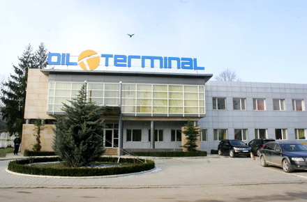 Oil_terminal_sediu.jpg