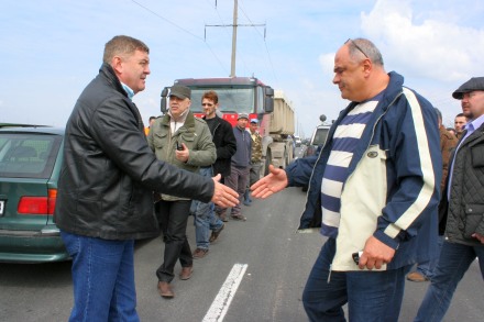 institutiile judetene folosite in campania electorala gambuteanu de la drumuri face ordine la baraganu institutiile judetene folosite in campania electorala gambuteanu de la drumuri face ordine la baraganu