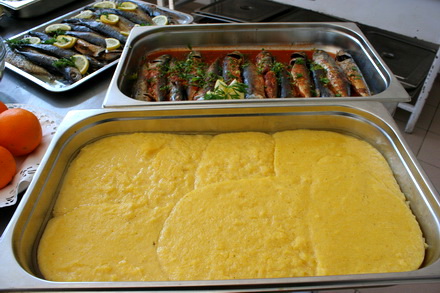 masa traditionala de florii pentru bolnavii de la spitalul de urgenta si de la sbi galerie foto 74489 masa traditionala de florii pentru bolnavii de la spitalul de urgenta si de la sbi galerie foto 74489