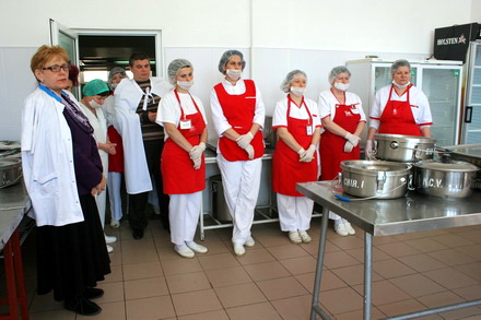 masa traditionala de florii pentru bolnavii de la spitalul de urgenta si de la sbi galerie foto 74489 masa traditionala de florii pentru bolnavii de la spitalul de urgenta si de la sbi galerie foto 74489