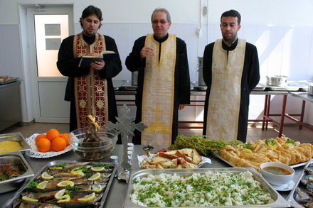 masa traditionala de florii pentru bolnavii de la spitalul de urgenta si de la sbi galerie foto 74489 masa traditionala de florii pentru bolnavii de la spitalul de urgenta si de la sbi galerie foto 74489