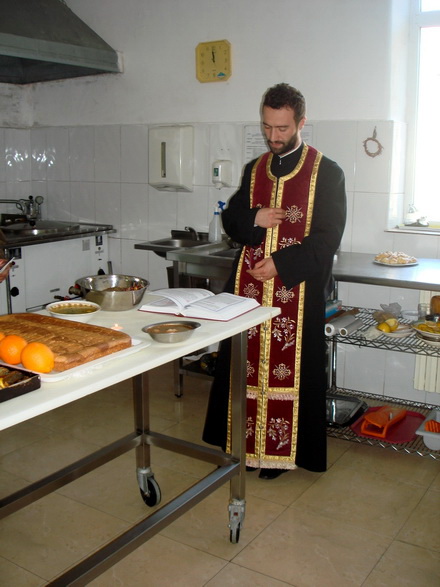 masa traditionala de florii pentru bolnavii de la spitalul de urgenta si de la sbi galerie foto 74489 masa traditionala de florii pentru bolnavii de la spitalul de urgenta si de la sbi galerie foto 74489