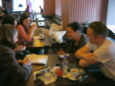 in direct de la cafe cafe monica anghel si bogdan miu au dat desteptarea la europa fm de la malul marii in direct de la cafe cafe monica anghel si bogdan miu au dat desteptarea la europa fm de la malul marii