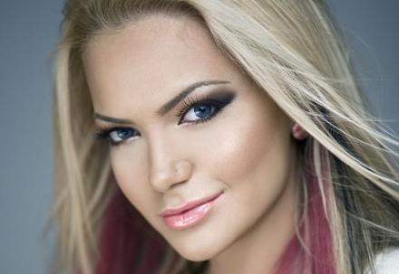 andreea-antonescu.jpg