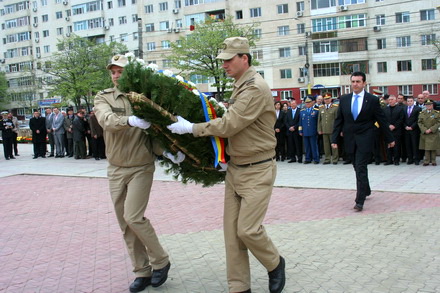 cine a participat la ceremonialul militar de ziua eroilor galerie foto 36046 325031 cine a participat la ceremonialul militar de ziua eroilor galerie foto 36046 325031