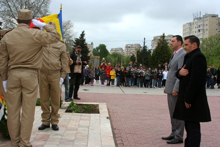 cine a participat la ceremonialul militar de ziua eroilor galerie foto 36046 325031 cine a participat la ceremonialul militar de ziua eroilor galerie foto 36046 325031