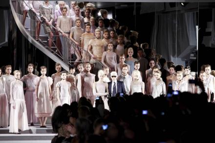 chanel-couture-2011-9.jpg