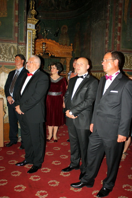 trendul nuntii regale britanice cu cape excentrice din ce familii provin finii lui radu mazare galerie