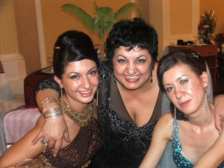 interviul online cu maria paladi prietena artistilor si amfitrioana de la o seara la constanta s a incheiattema interviul online cu maria paladi prietena artistilor si amfitrioana de la o seara la constanta s a incheiattema