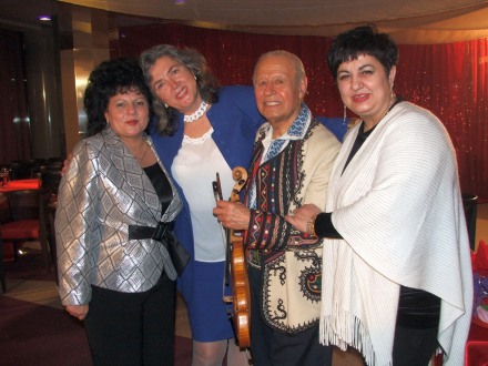 interviul online cu maria paladi prietena artistilor si amfitrioana de la o seara la constanta s a incheiattema interviul online cu maria paladi prietena artistilor si amfitrioana de la o seara la constanta s a incheiattema