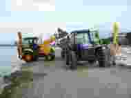 Corp metalic scos din mare 