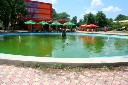 fantanile arteziene din mamaia parloage cu potential imobiliar galerie foto 20832 332253 fantanile arteziene din mamaia parloage cu potential imobiliar galerie foto 20832 332253