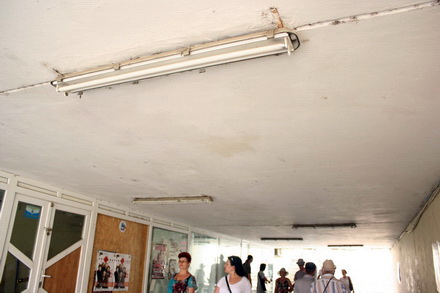 nesiguranta si mirosuri pestilentiale primaria a mutat trecerea de pietoni de la tomis prin pasajul mizerabil nesiguranta si mirosuri pestilentiale primaria a mutat trecerea de pietoni de la tomis prin pasajul mizerabil