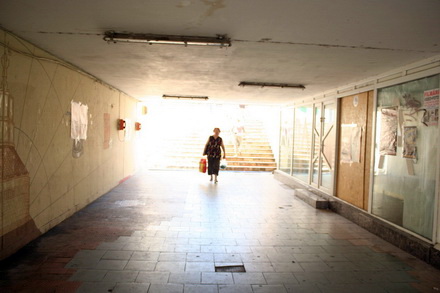 nesiguranta si mirosuri pestilentiale primaria a mutat trecerea de pietoni de la tomis prin pasajul mizerabil nesiguranta si mirosuri pestilentiale primaria a mutat trecerea de pietoni de la tomis prin pasajul mizerabil