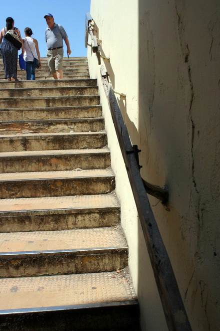 nesiguranta si mirosuri pestilentiale primaria a mutat trecerea de pietoni de la tomis prin pasajul mizerabil nesiguranta si mirosuri pestilentiale primaria a mutat trecerea de pietoni de la tomis prin pasajul mizerabil