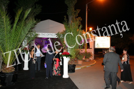 care este calea prin care ajung banii magnatului la nevoiasi egipteanul lui mazare si pomana pre electorala care este calea prin care ajung banii magnatului la nevoiasi egipteanul lui mazare si pomana pre electorala