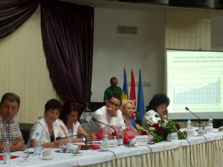 adunarea de la malul marii a femeilor pesediste amorezate de primarul constantei mazare de la echipa adunarea de la malul marii a femeilor pesediste amorezate de primarul constantei mazare de la echipa