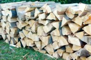 IPJ cumpără lemne de foc 
